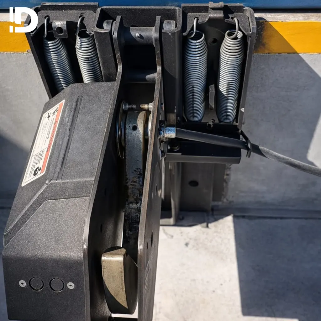 gancho-retenedor-anden-decabi11